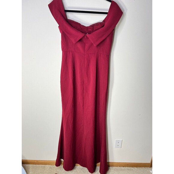 Lovers and Friends Danica Off the shoulder Gown Dress - Picture 5 of 8